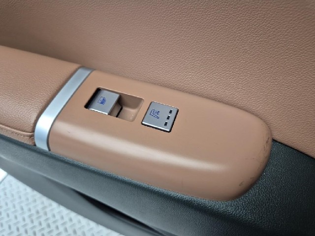 6101500421R19.jpg
