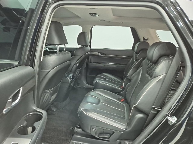 6101000324R12.jpg