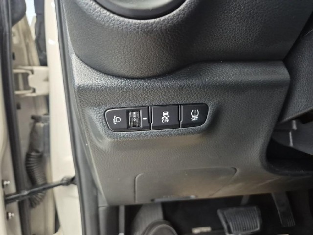 6101500143R17.jpg