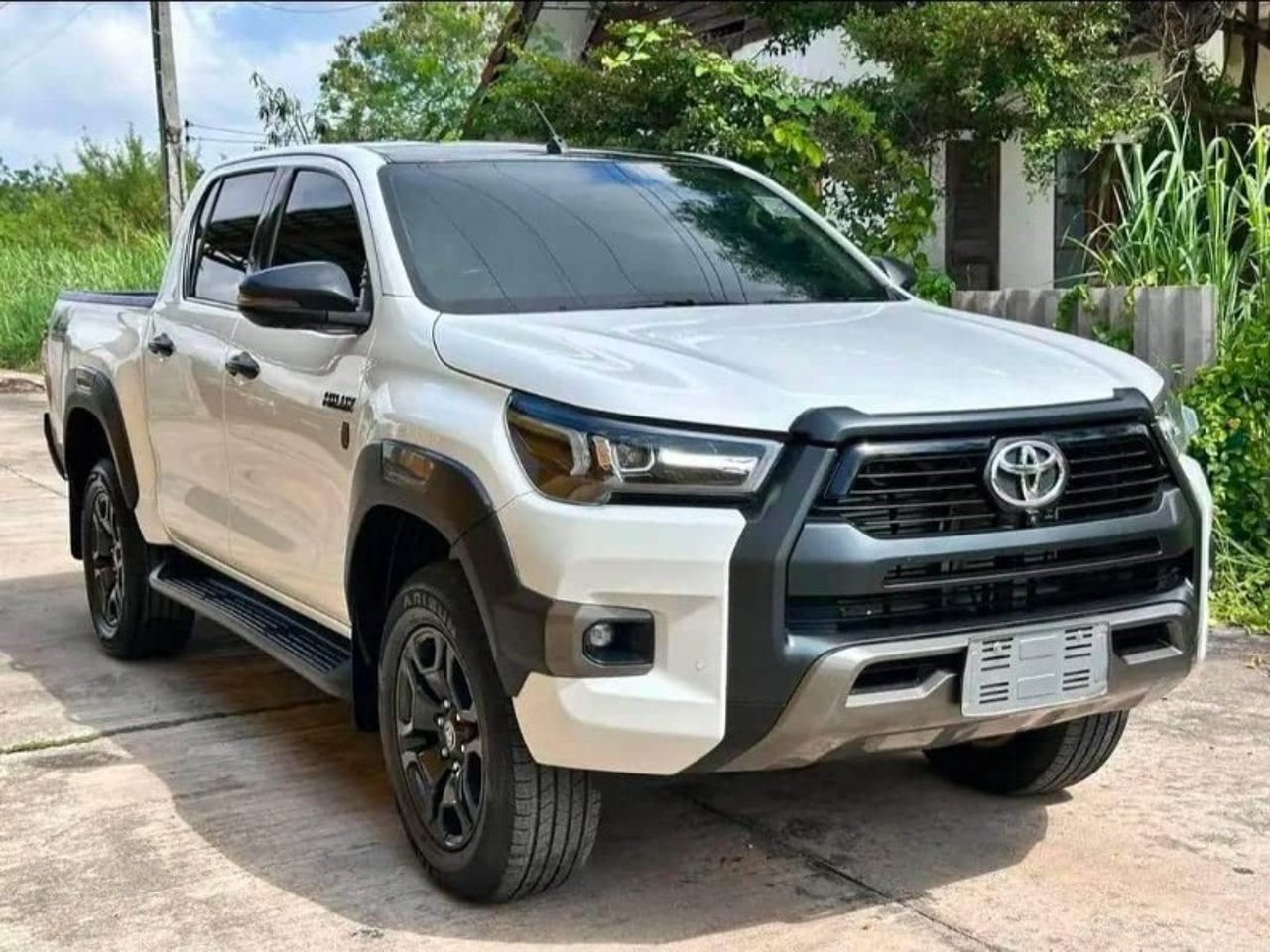 2022 Toyota Hilux, photo 1 of 1