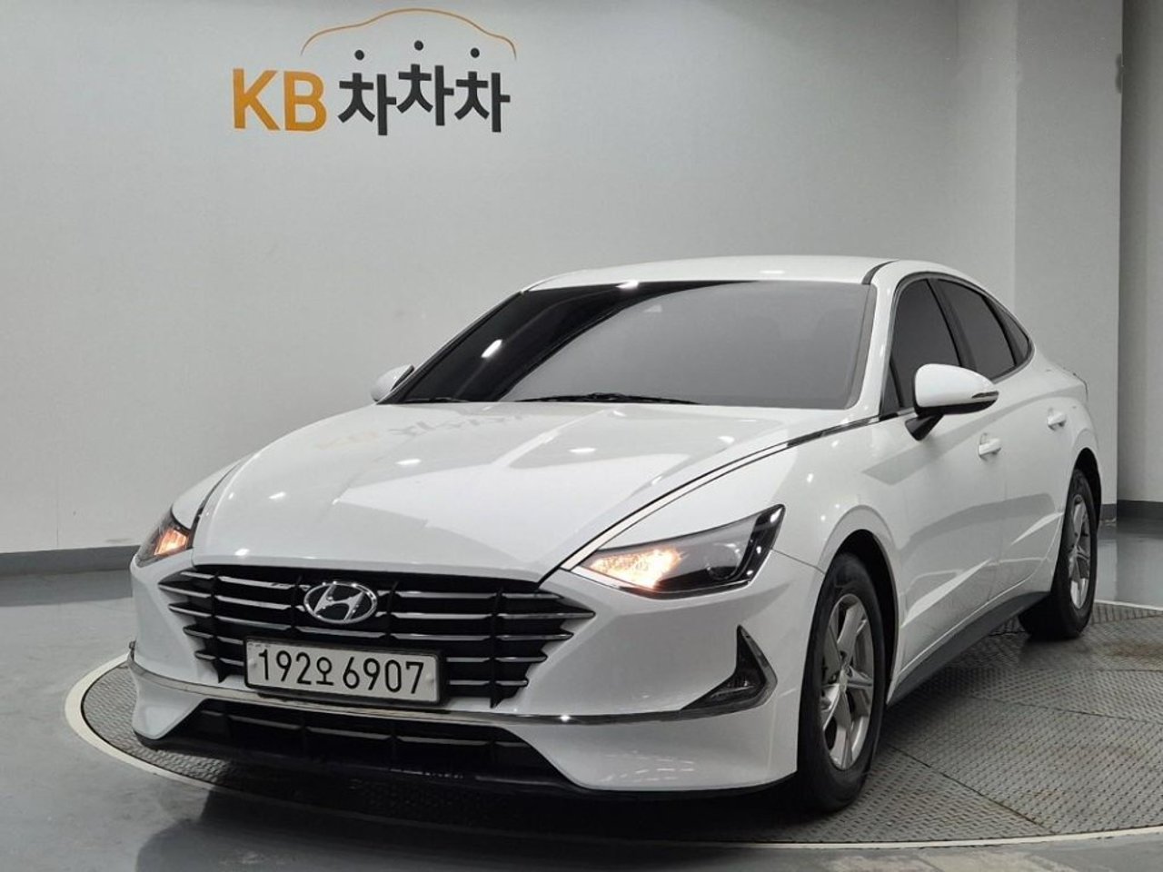2019 Hyundai Sonata, photo 1 of 1