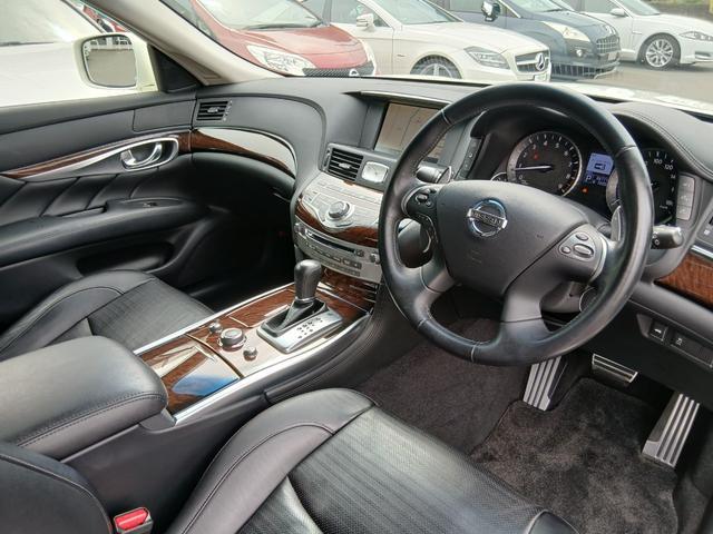 9510417A30260405W00217.jpg