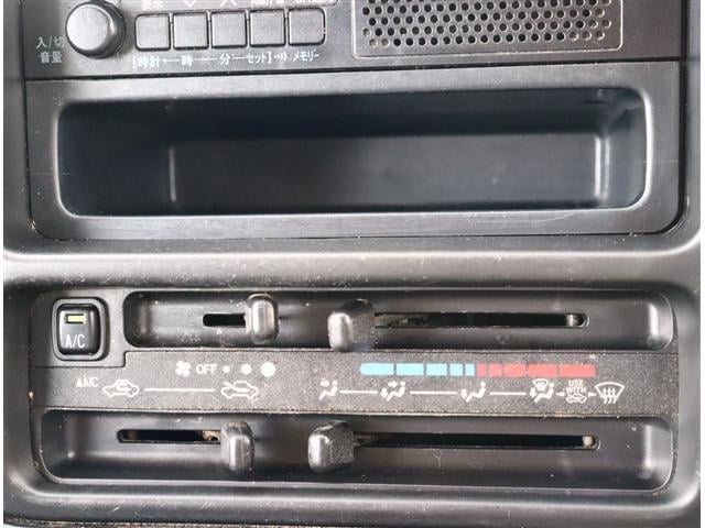 0503103A20250913G00212.jpg