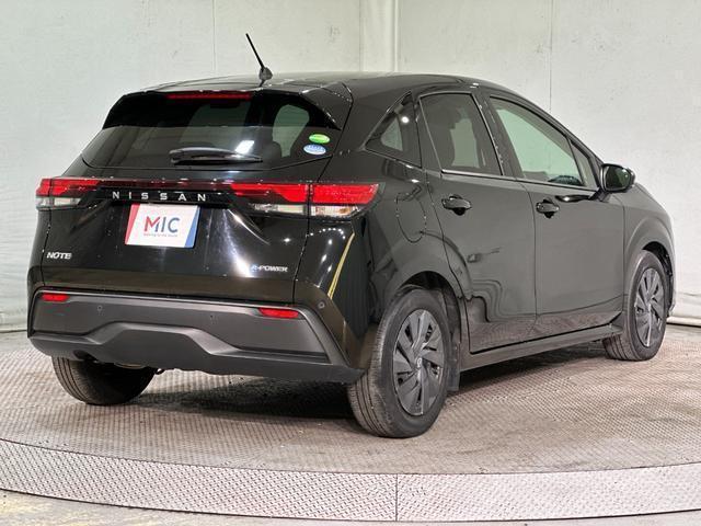 22694415_carP_l_12.jpg