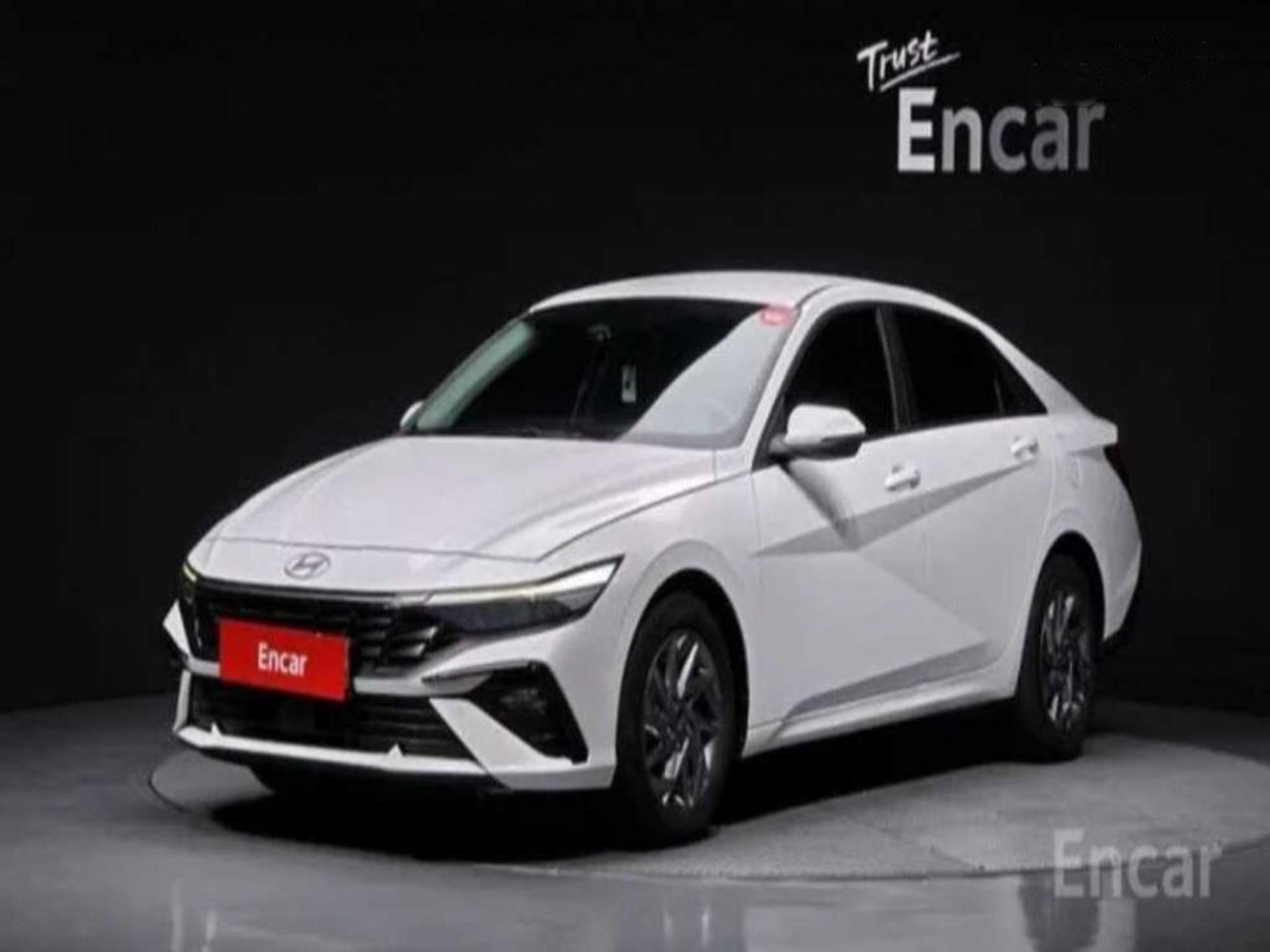 2023 Hyundai Avante, photo 1 of 1