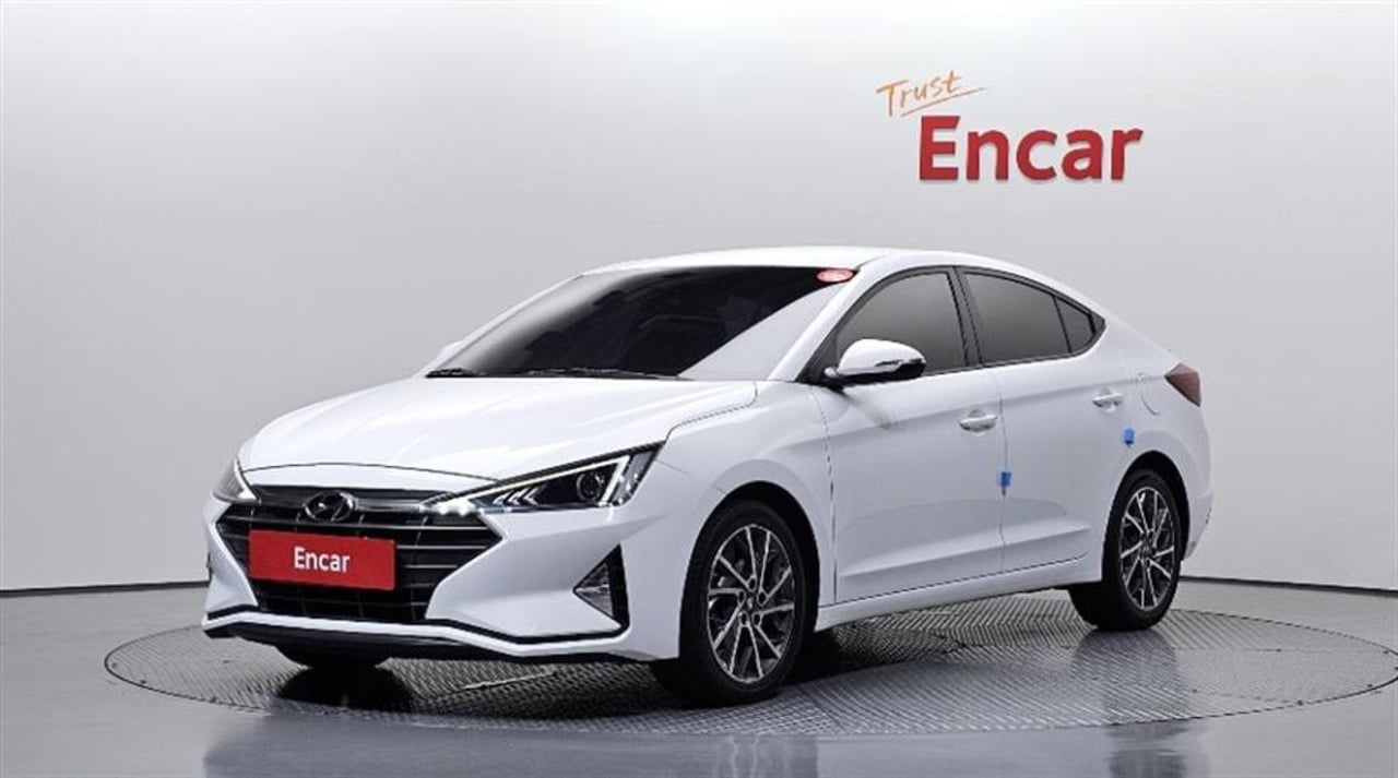2019 Hyundai Avante, photo 1 of 1
