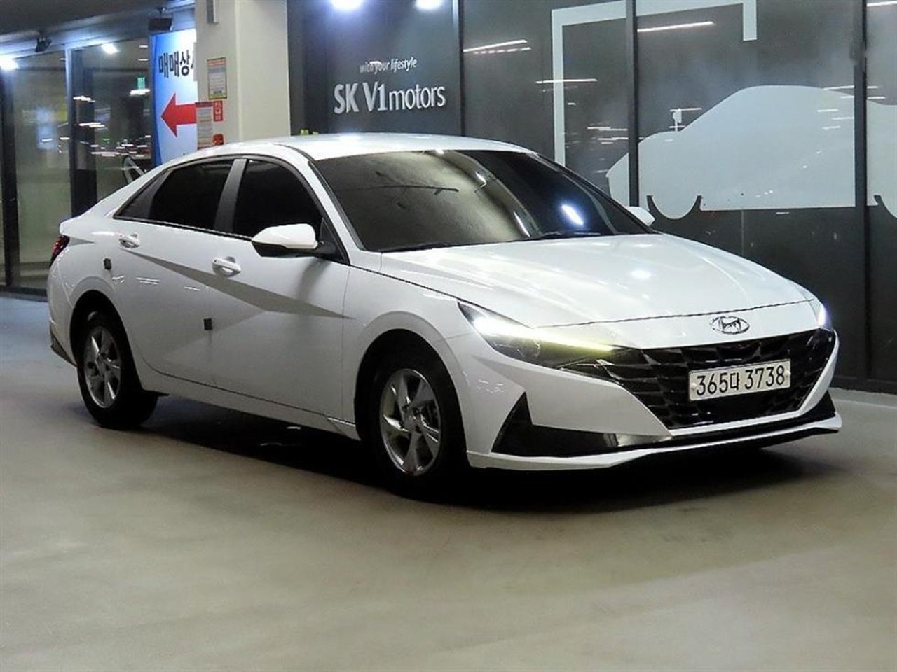 2022 Hyundai Avante, photo 1 of 1