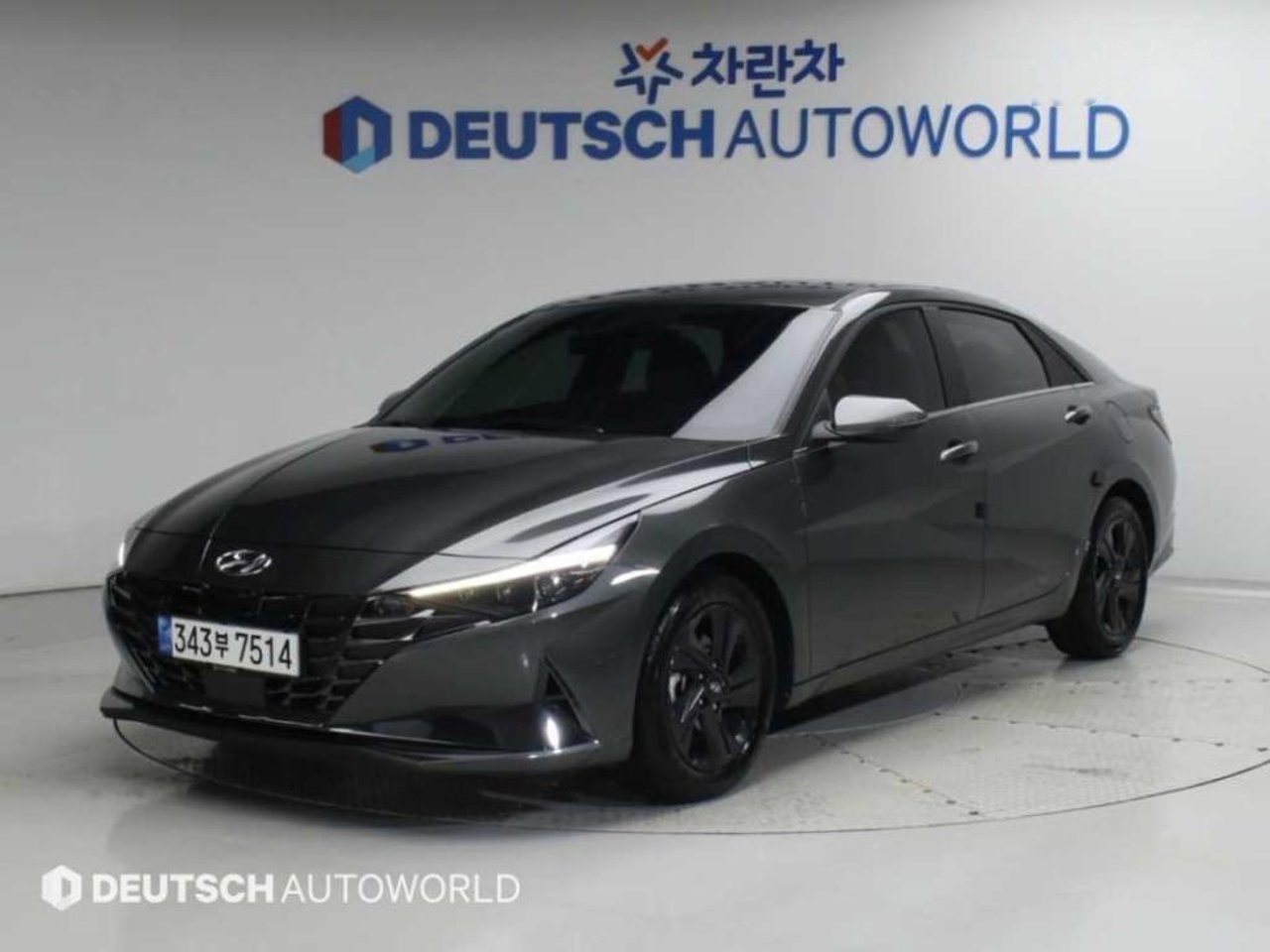 2022 Hyundai Avante, photo 1 of 1