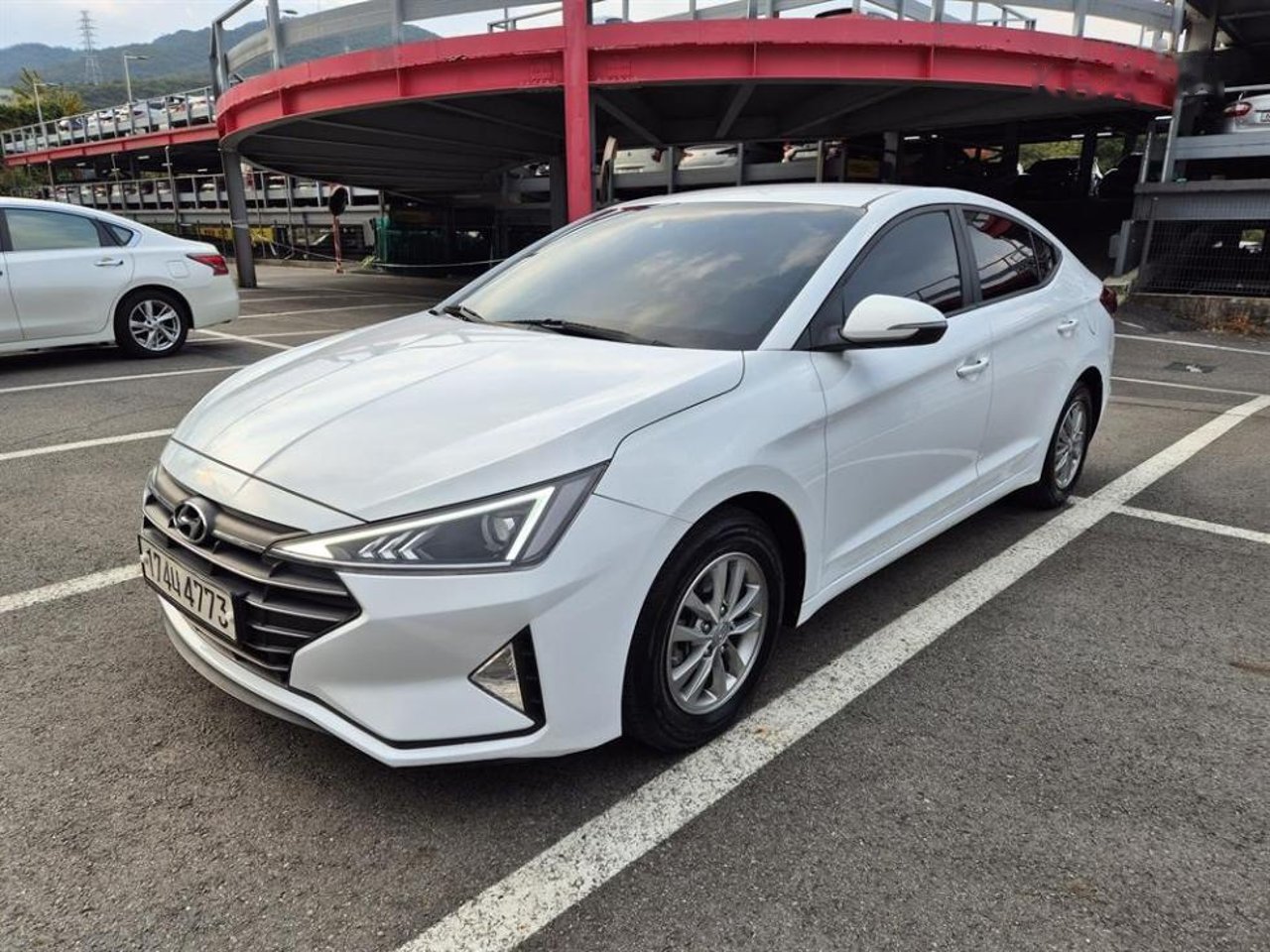 2019 Hyundai Avante, photo 1 of 1