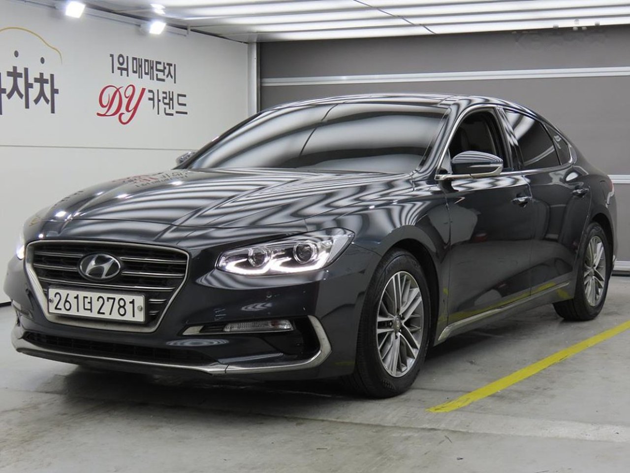 2019 Hyundai Grandeur, photo 1 of 1