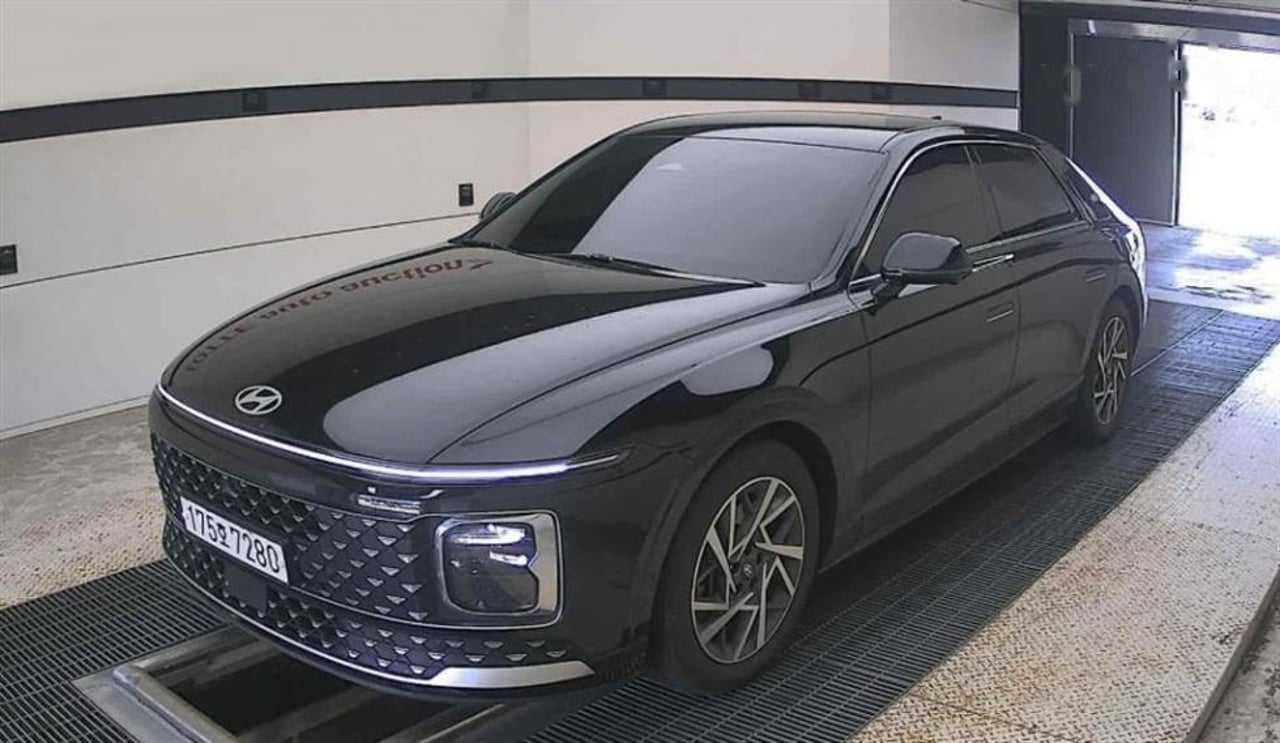 2023 Hyundai Grandeur, photo 1 of 1