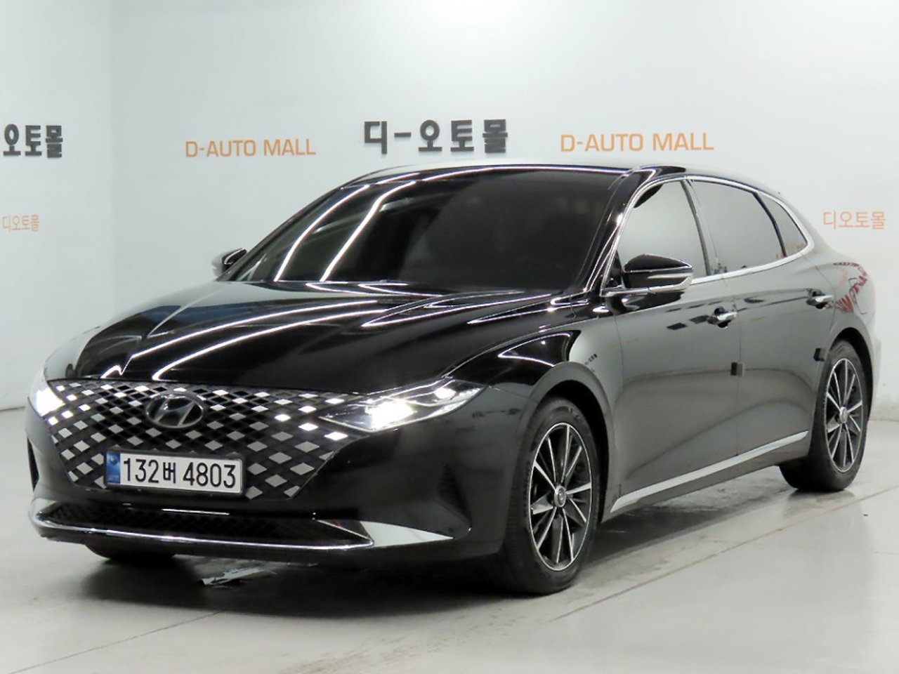 2021 Hyundai Grandeur, photo 1 of 1