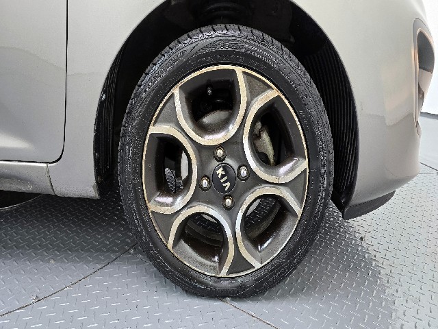 d9317e88a003daf58689724ed4d9d9a2.jpeg