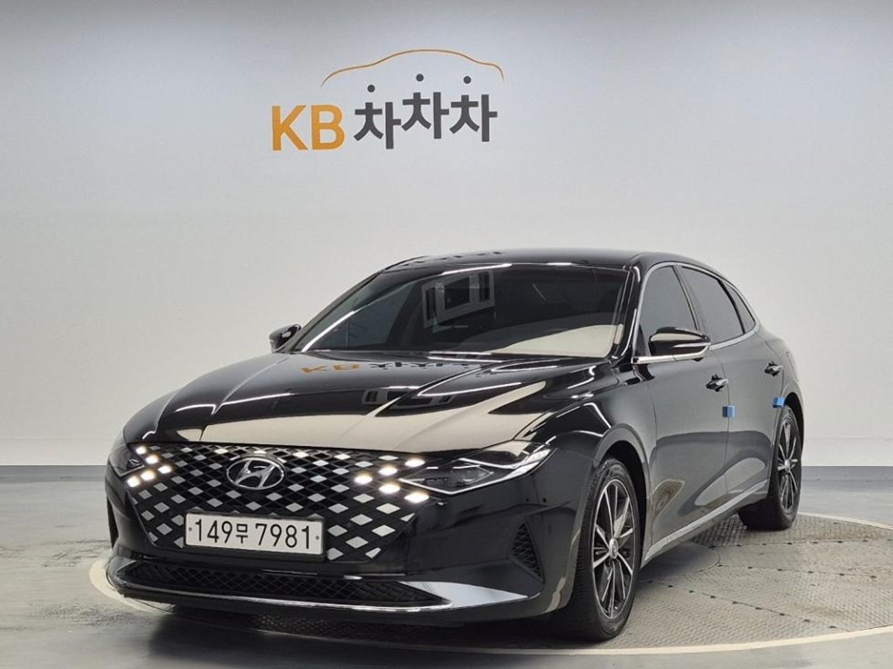2021 Hyundai Grandeur, photo 1 of 1