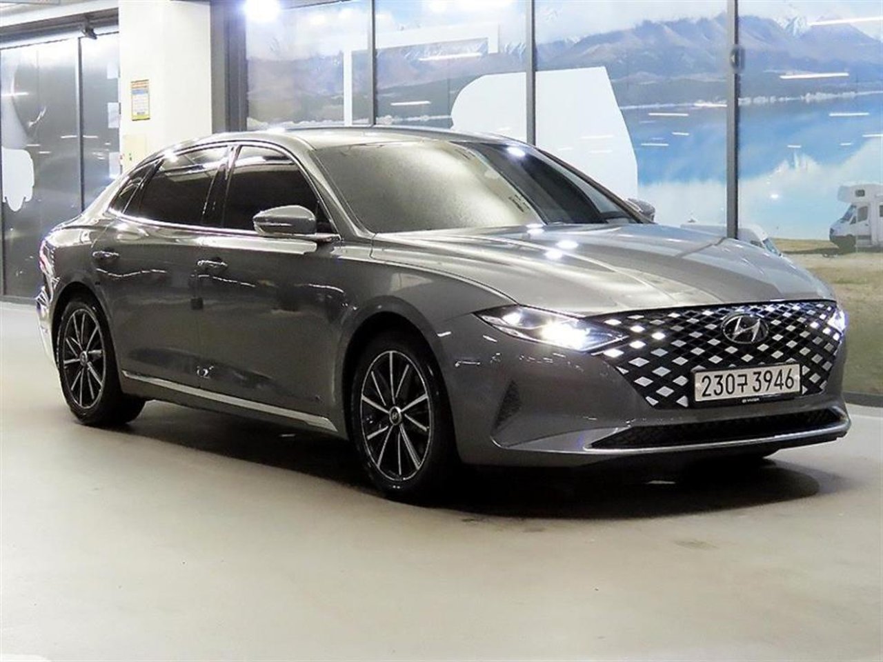 2020 Hyundai Grandeur, photo 1 of 1