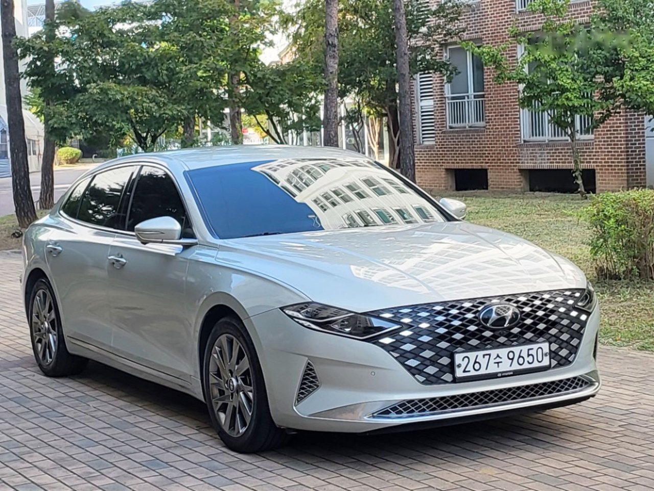 2020 Hyundai Grandeur, photo 1 of 1