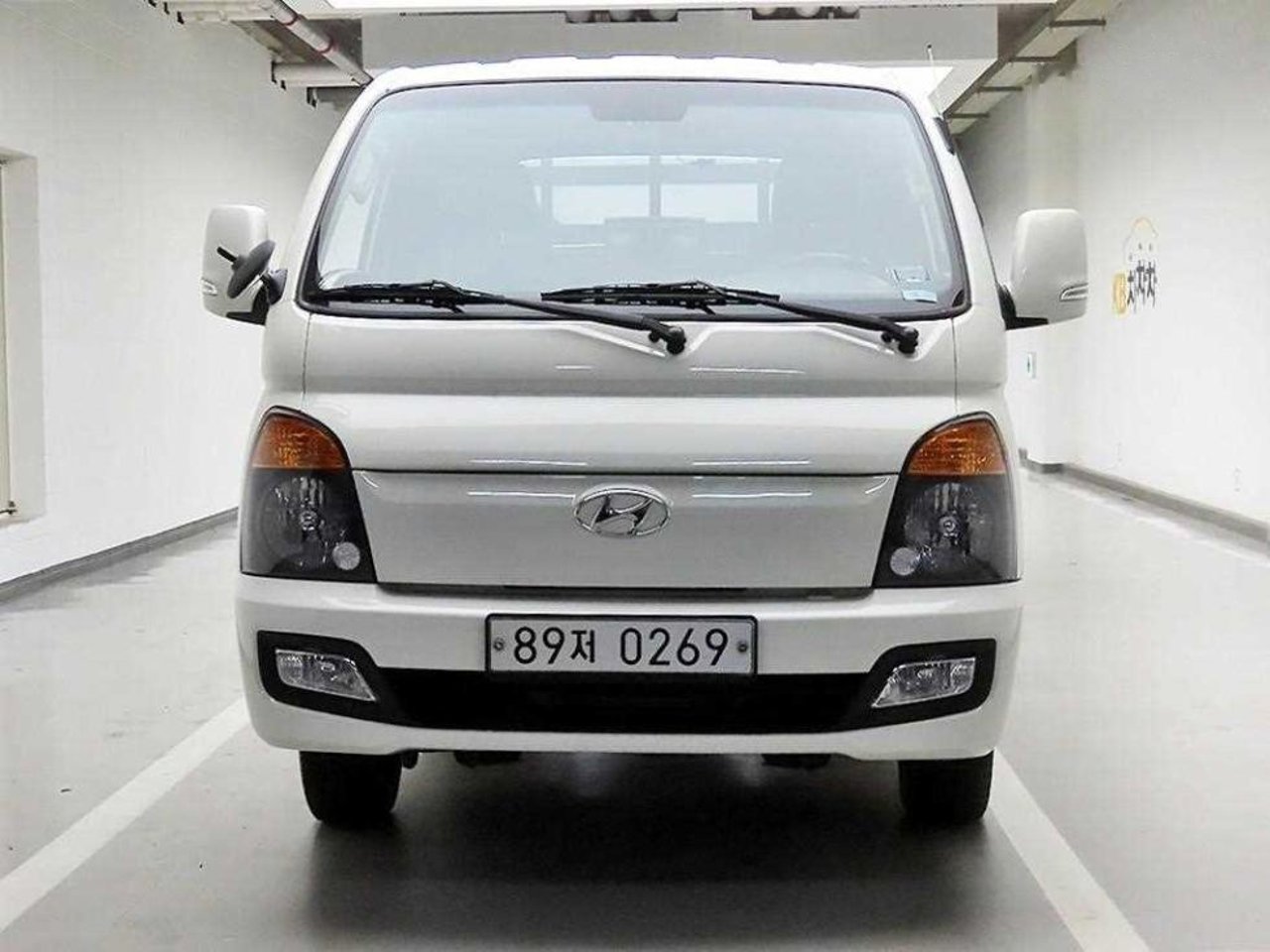 2019 Hyundai Porter, photo 1 of 1