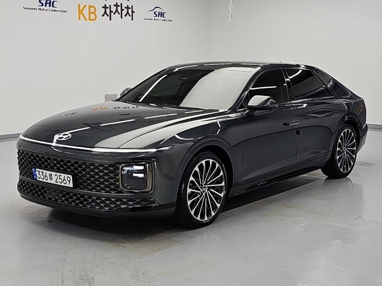 2023 Hyundai Grandeur, photo 1 of 1