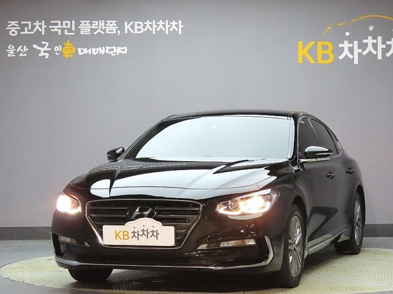 2019 Hyundai Grandeur, photo 1 of 1