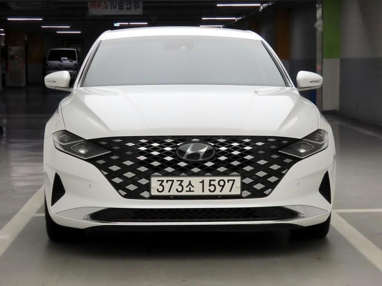 2020 Hyundai Grandeur, photo 1 of 1