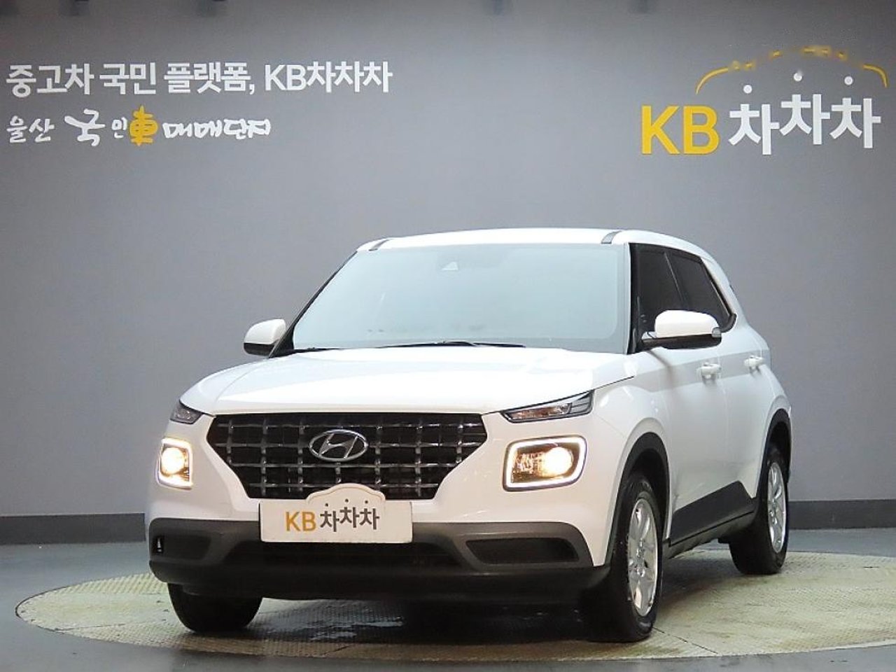 2020 Hyundai Venue, photo 1 of 1