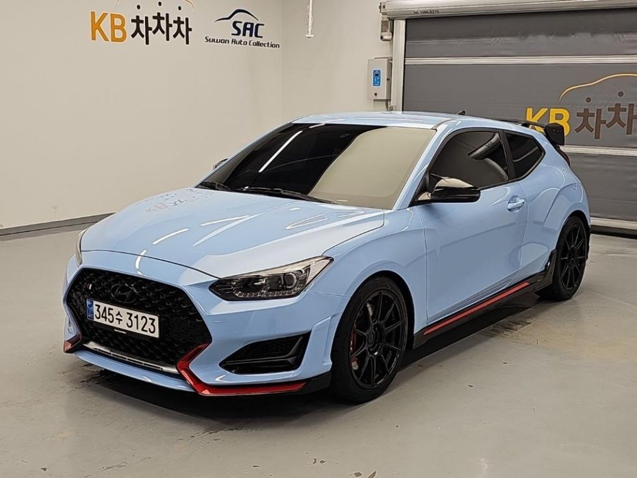 2020 Hyundai Veloster, photo 1 of 1
