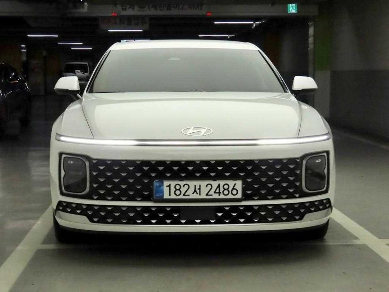 2023 Hyundai Grandeur, photo 1 of 1