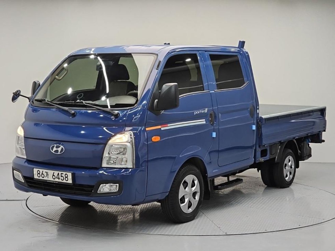 2020 Hyundai Porter, photo 1 of 1