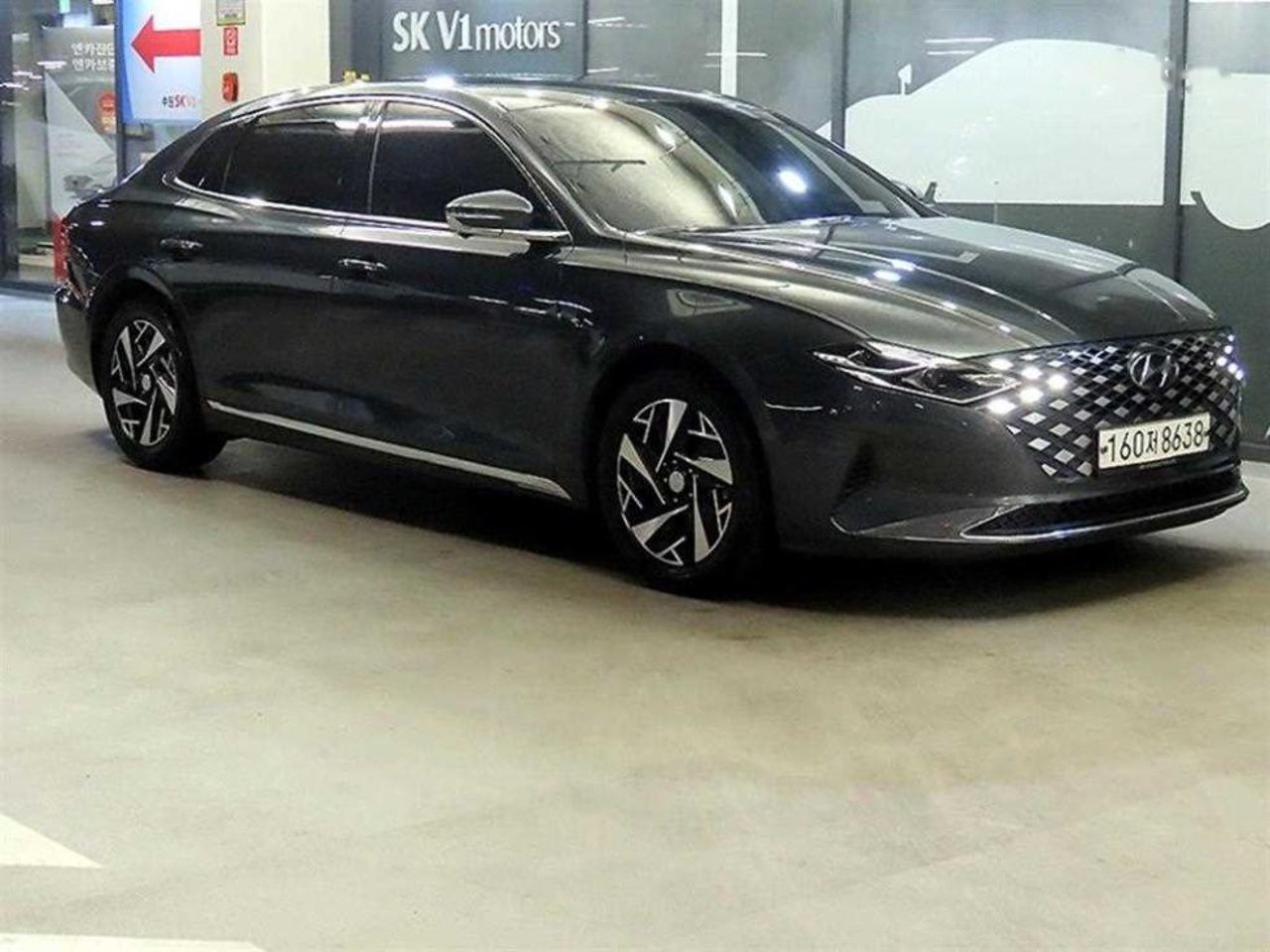 2020 Hyundai Grandeur, photo 1 of 1