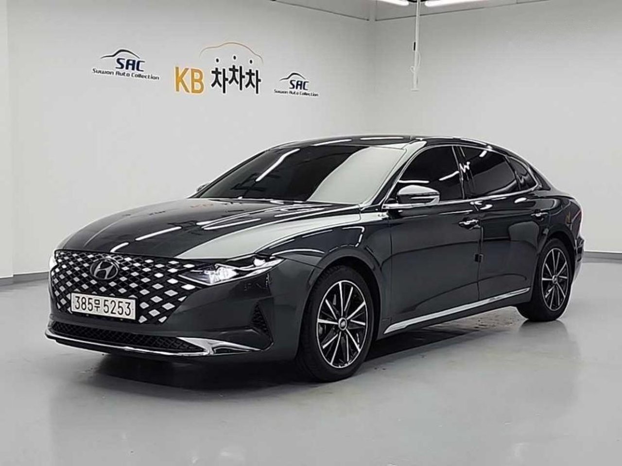 2020 Hyundai Grandeur, photo 1 of 1