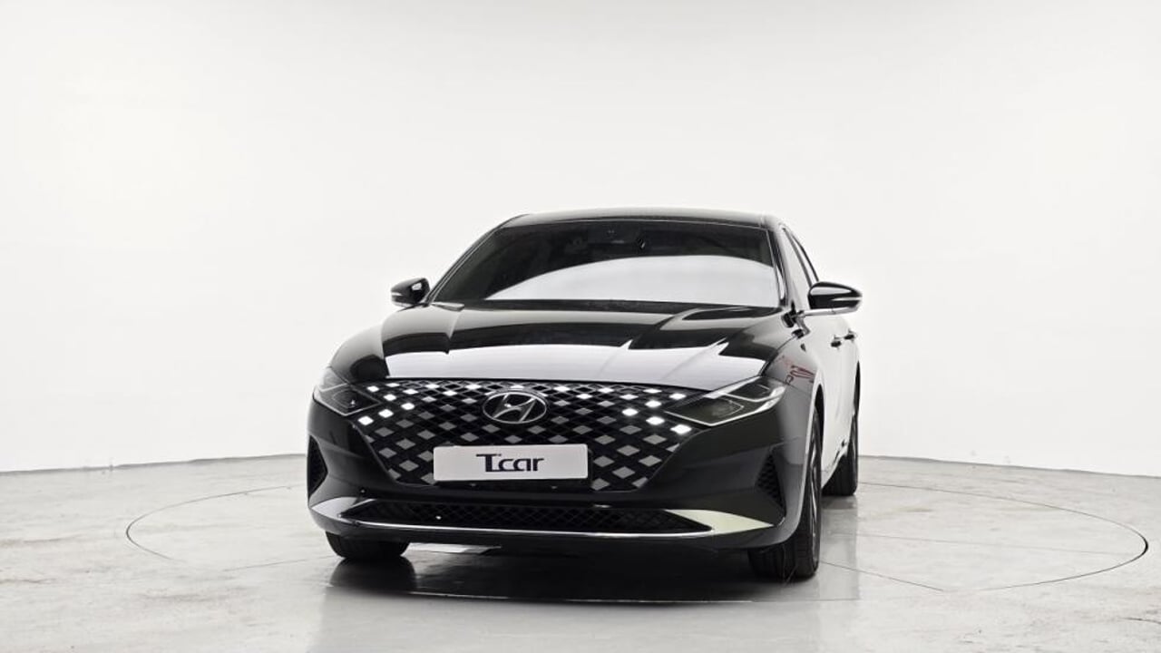2022 Hyundai Grandeur, photo 1 of 1