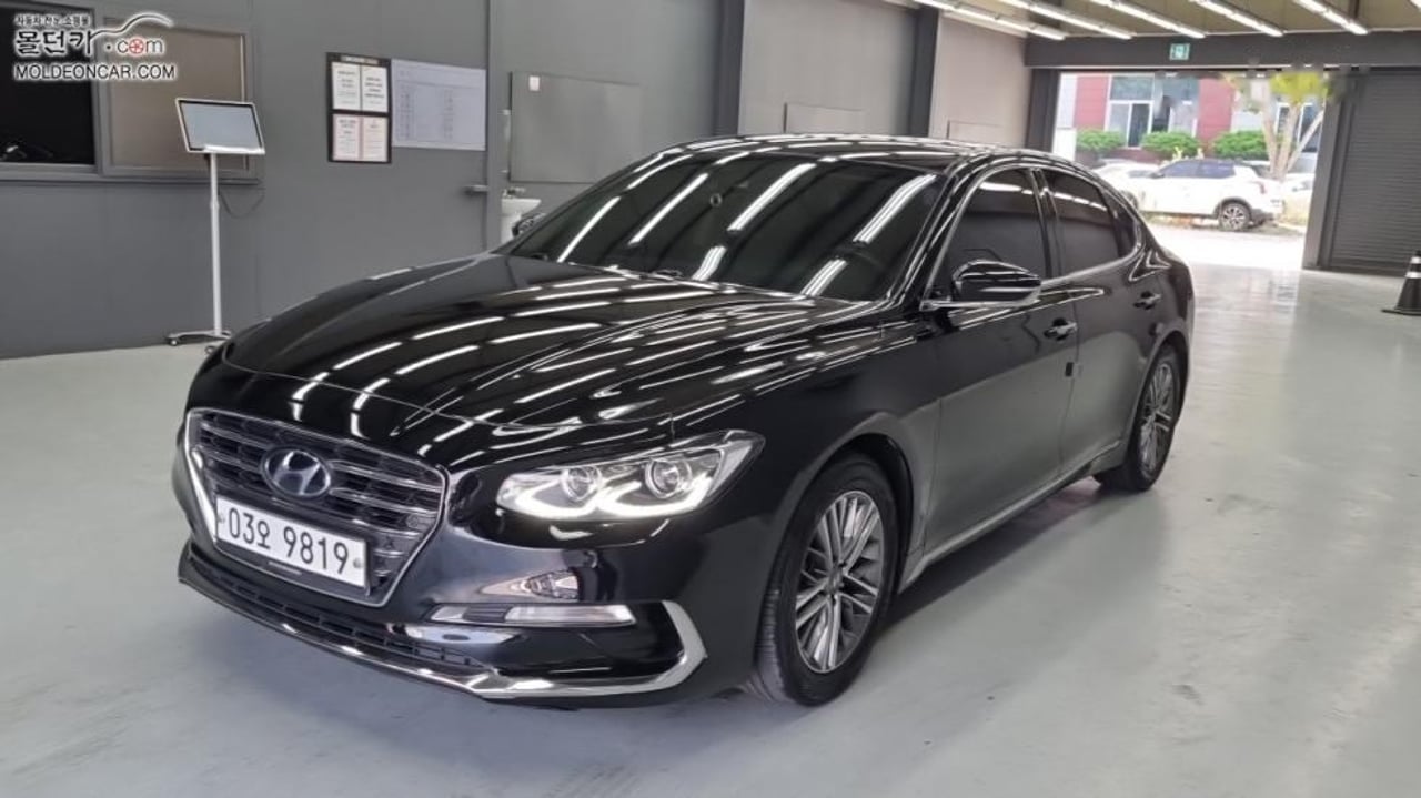 2019 Hyundai Grandeur, photo 1 of 1