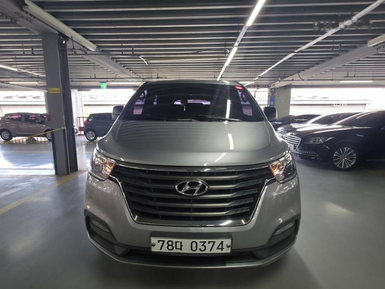 2019 Hyundai Grand, photo 1 of 1