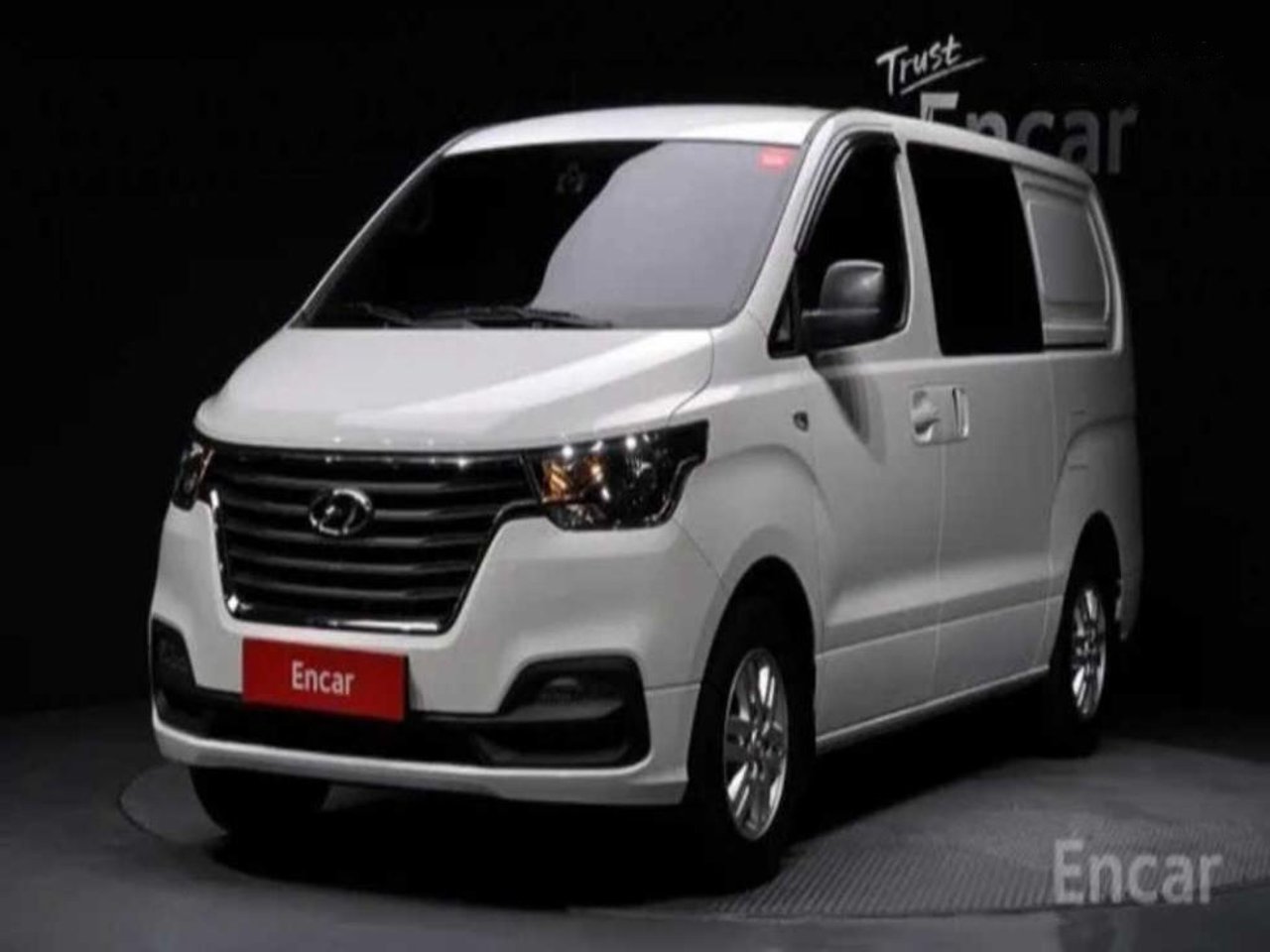 2020 Hyundai Grand, photo 1 of 1