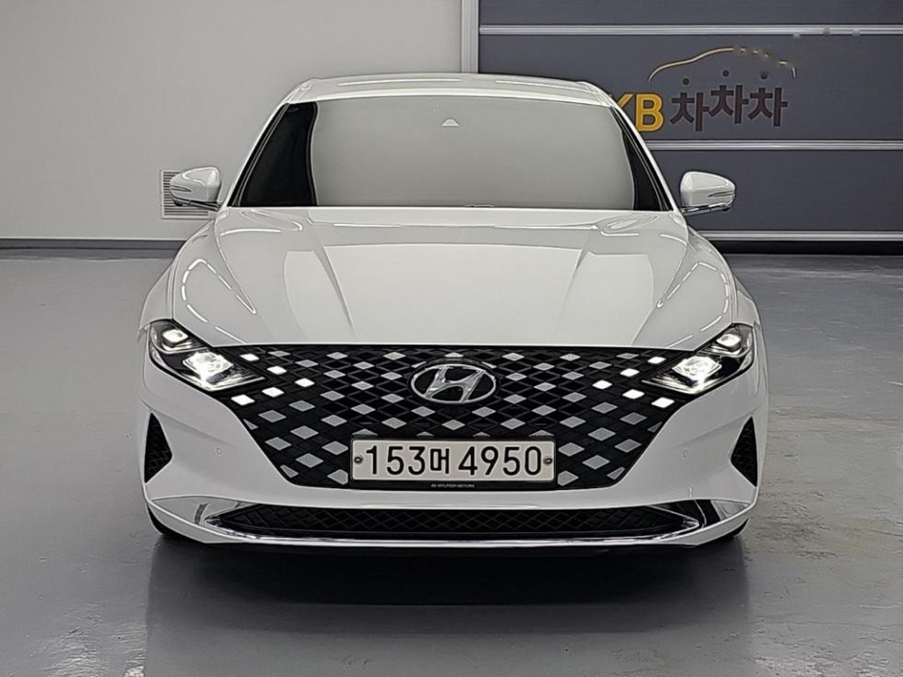 2020 Hyundai Grandeur, photo 1 of 1