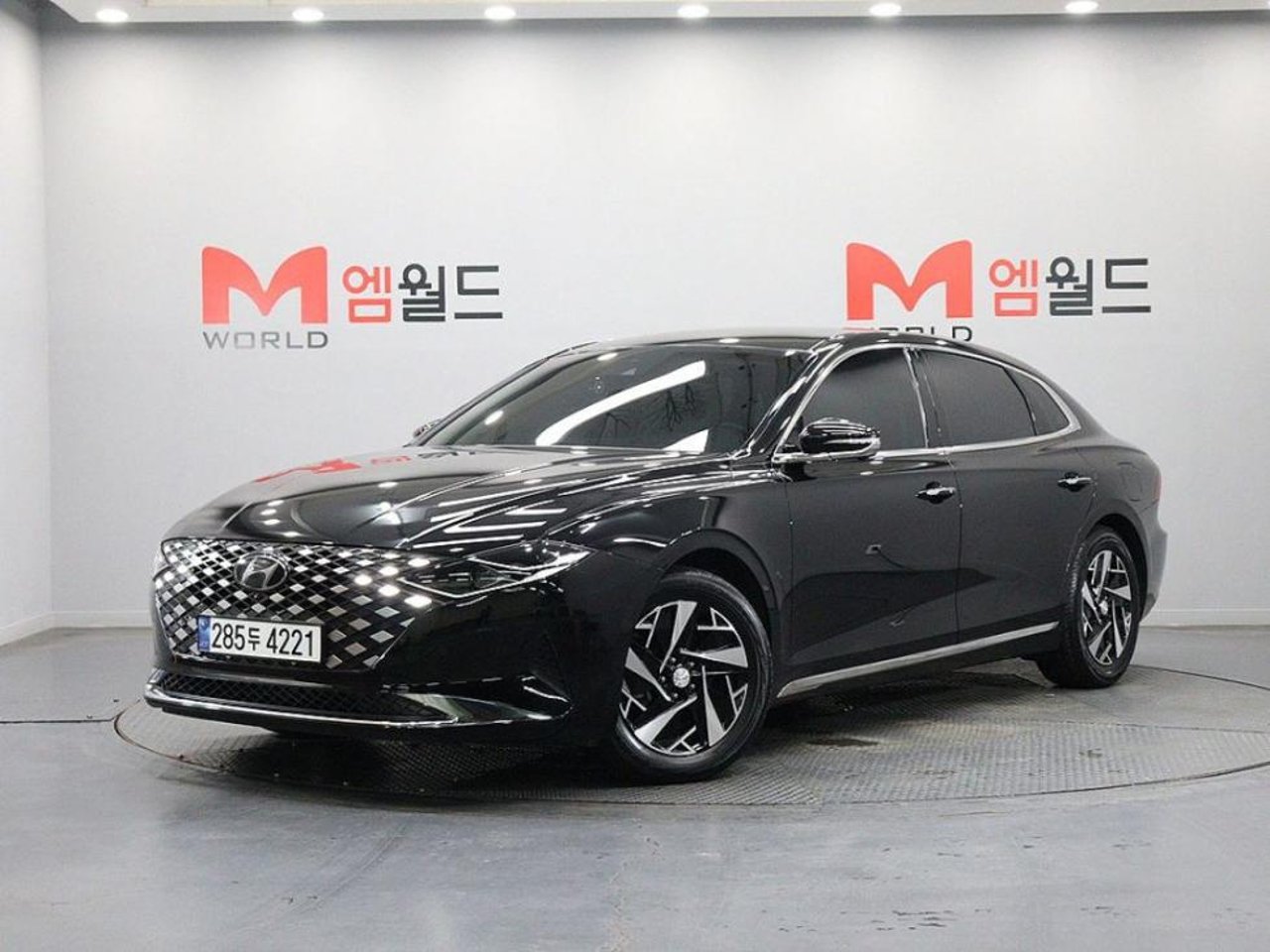 2022 Hyundai Grandeur, photo 1 of 1