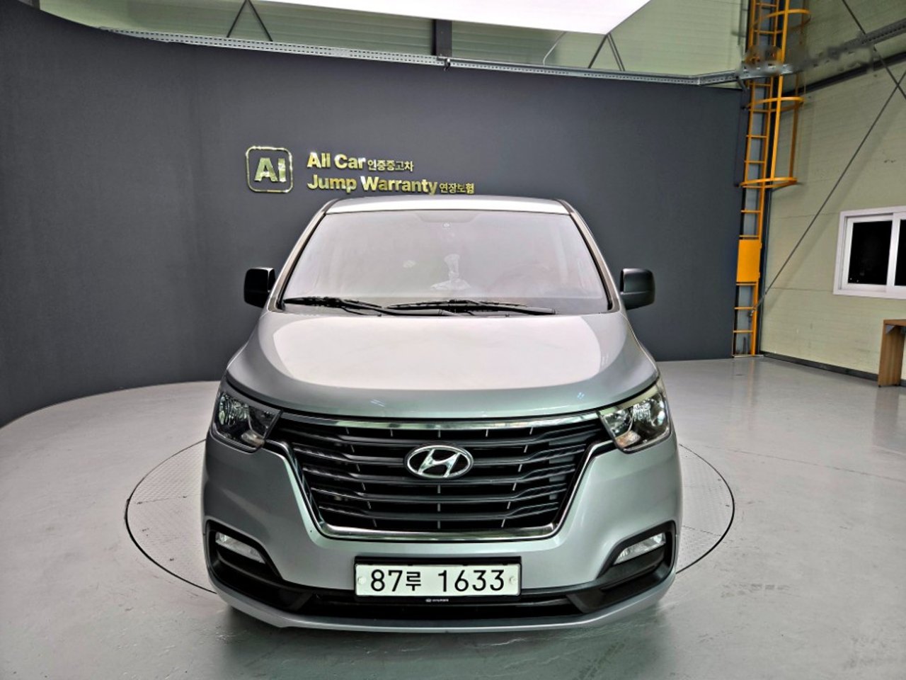2019 Hyundai Grand, photo 1 of 1