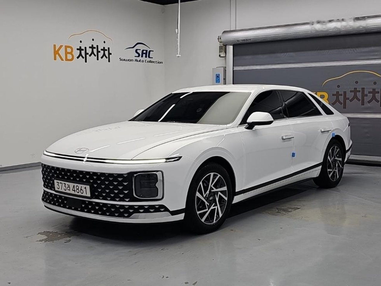 2023 Hyundai Grandeur, photo 1 of 1