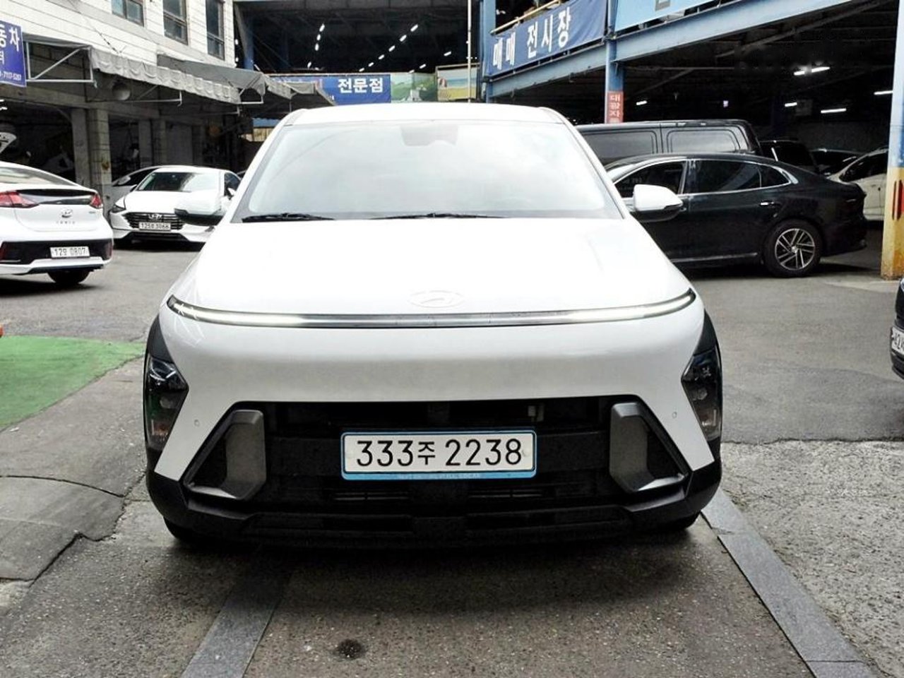 2023 Hyundai Kona, photo 1 of 1