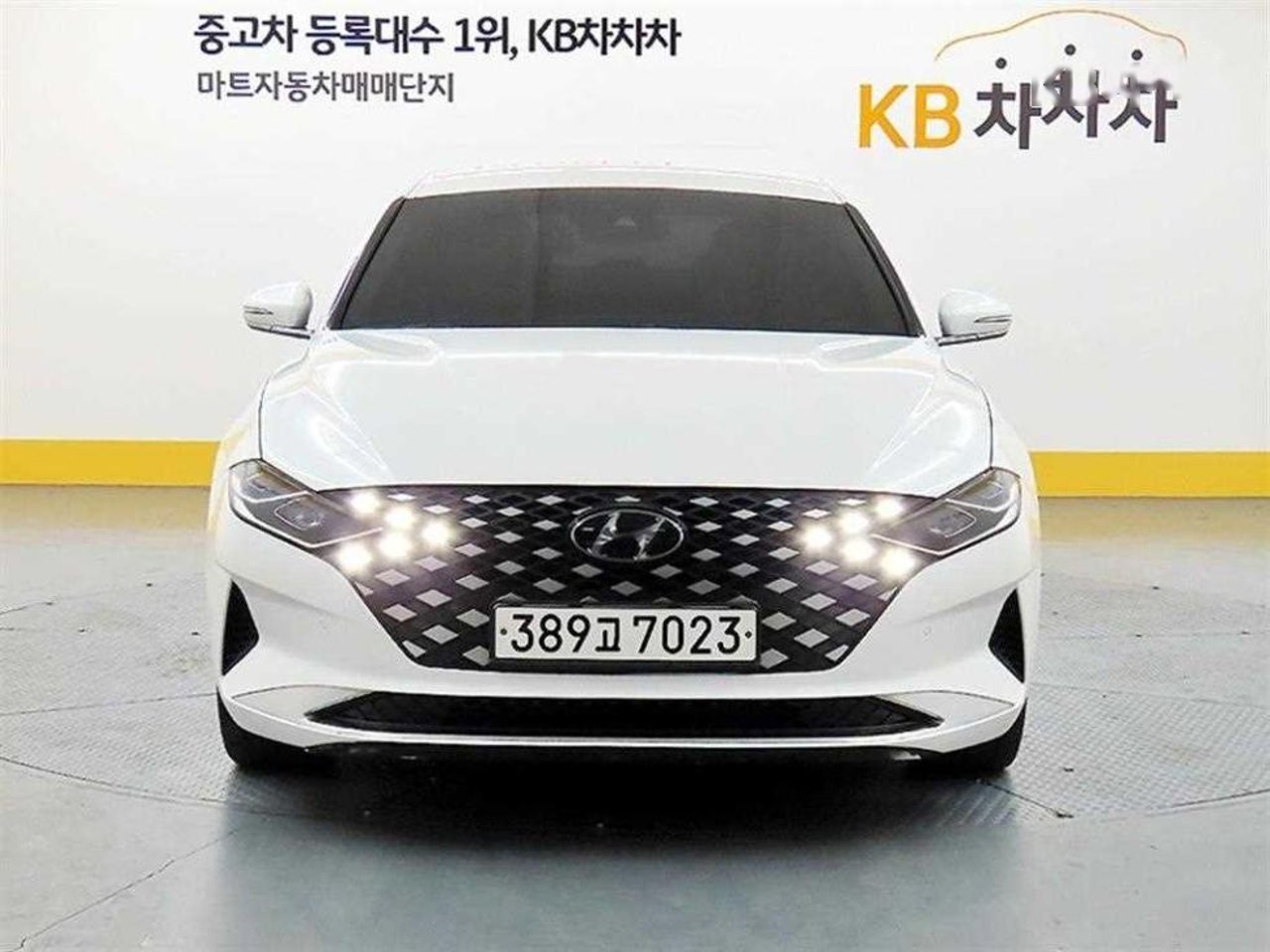 2022 Hyundai Grandeur, photo 1 of 1