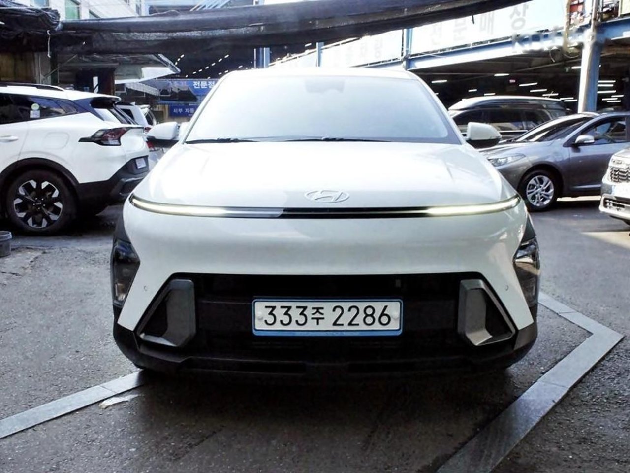 2023 Hyundai Kona, photo 1 of 1
