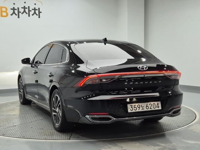 1942aafb83afe231630186c7edaecc6a.jpeg