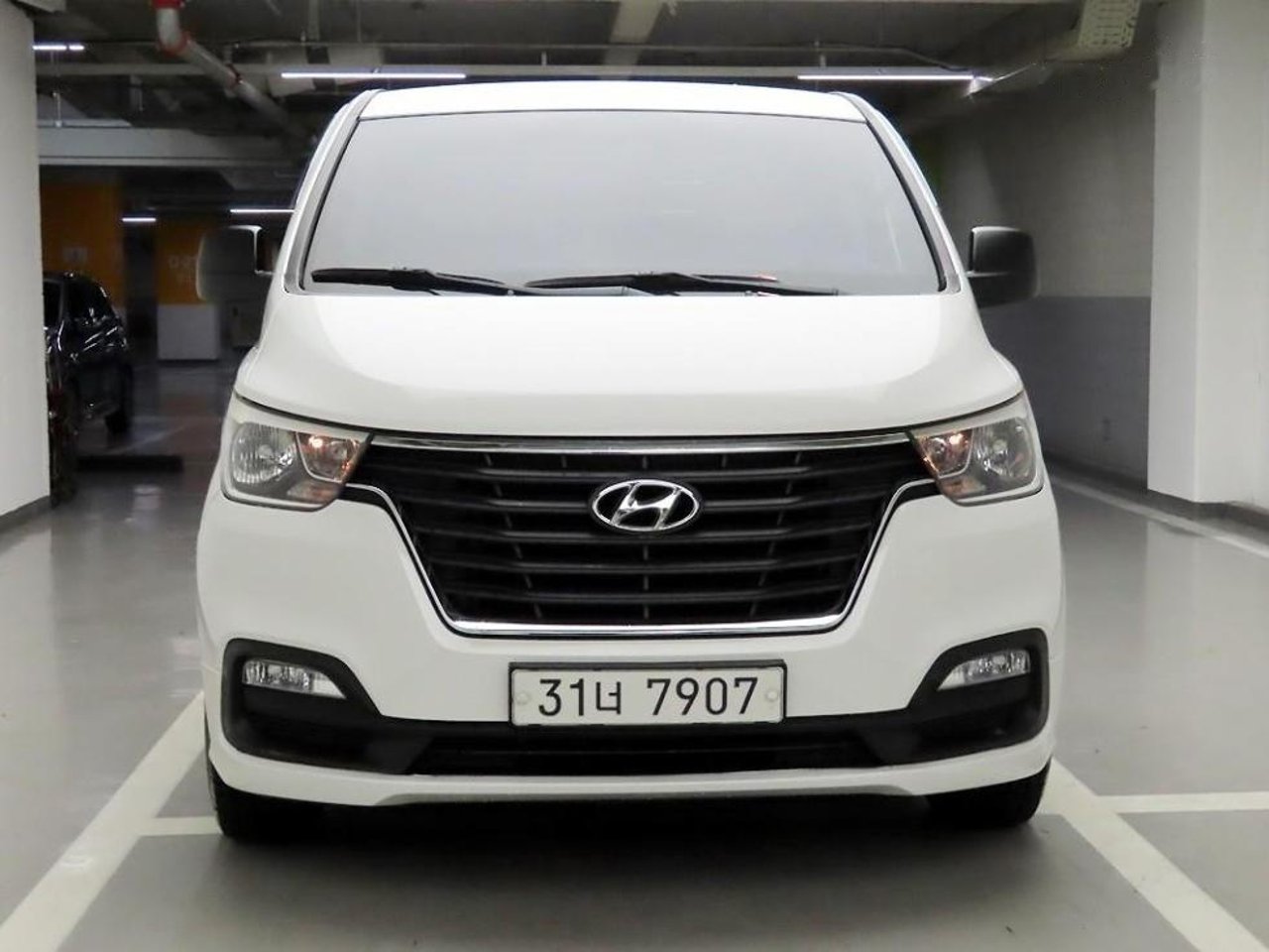 2019 Hyundai Grand, photo 1 of 1