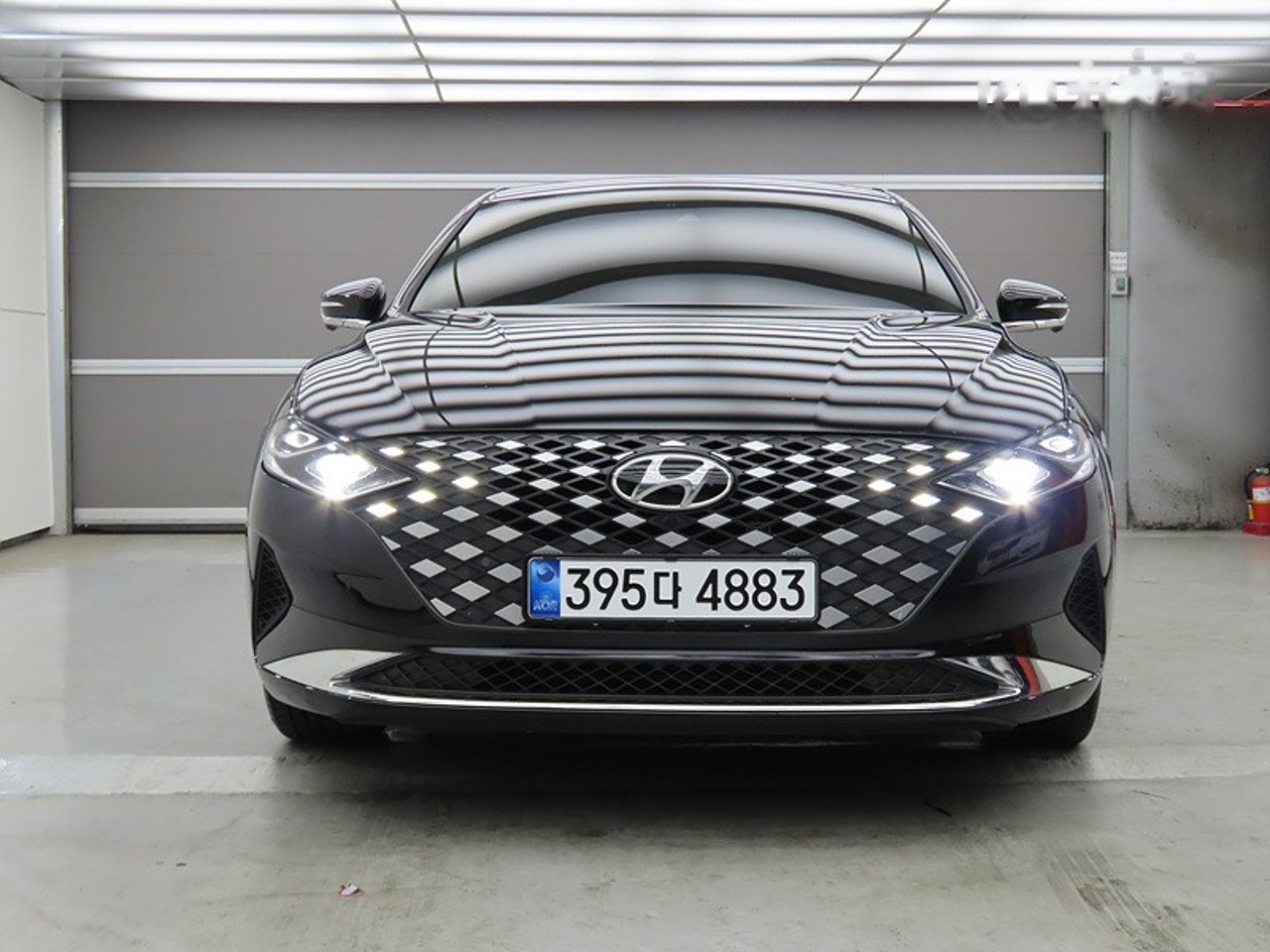 2022 Hyundai Grandeur, photo 1 of 1