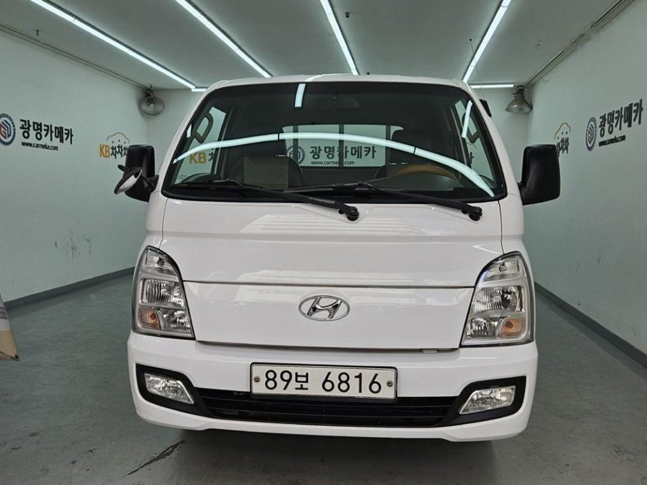 2019 Hyundai Porter, photo 1 of 1