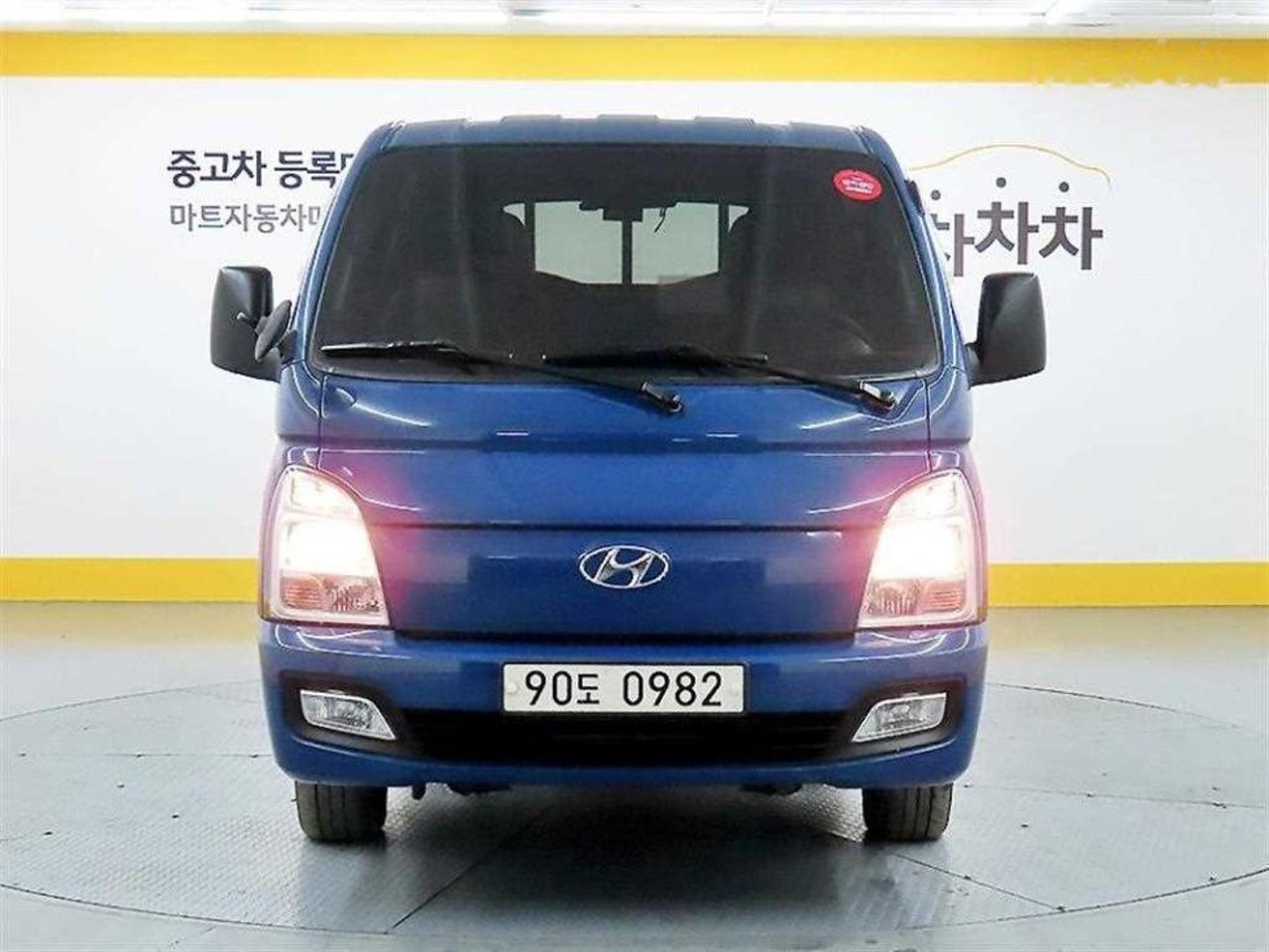 2020 Hyundai Porter, photo 1 of 1