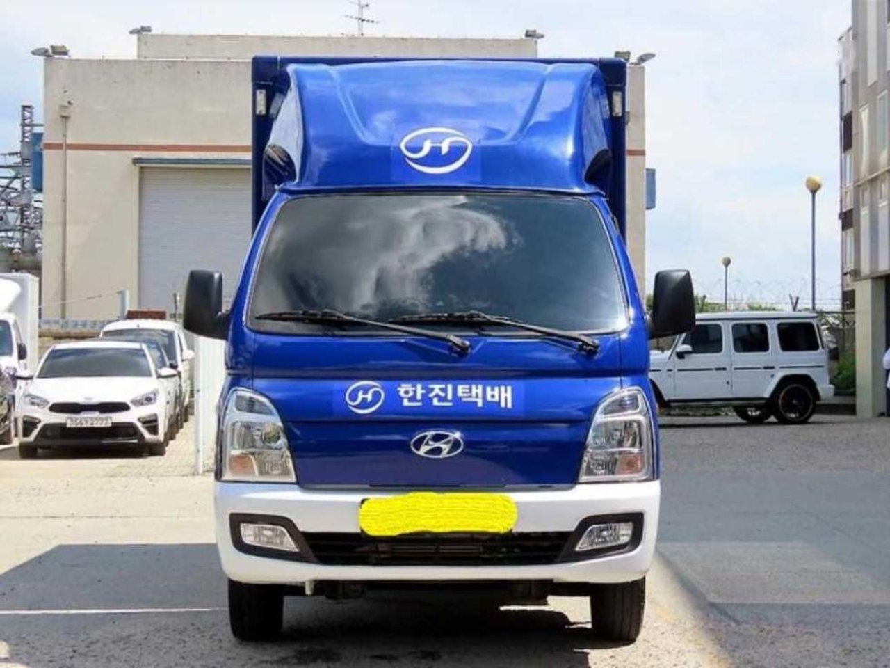 2022 Hyundai Porter, photo 1 of 1