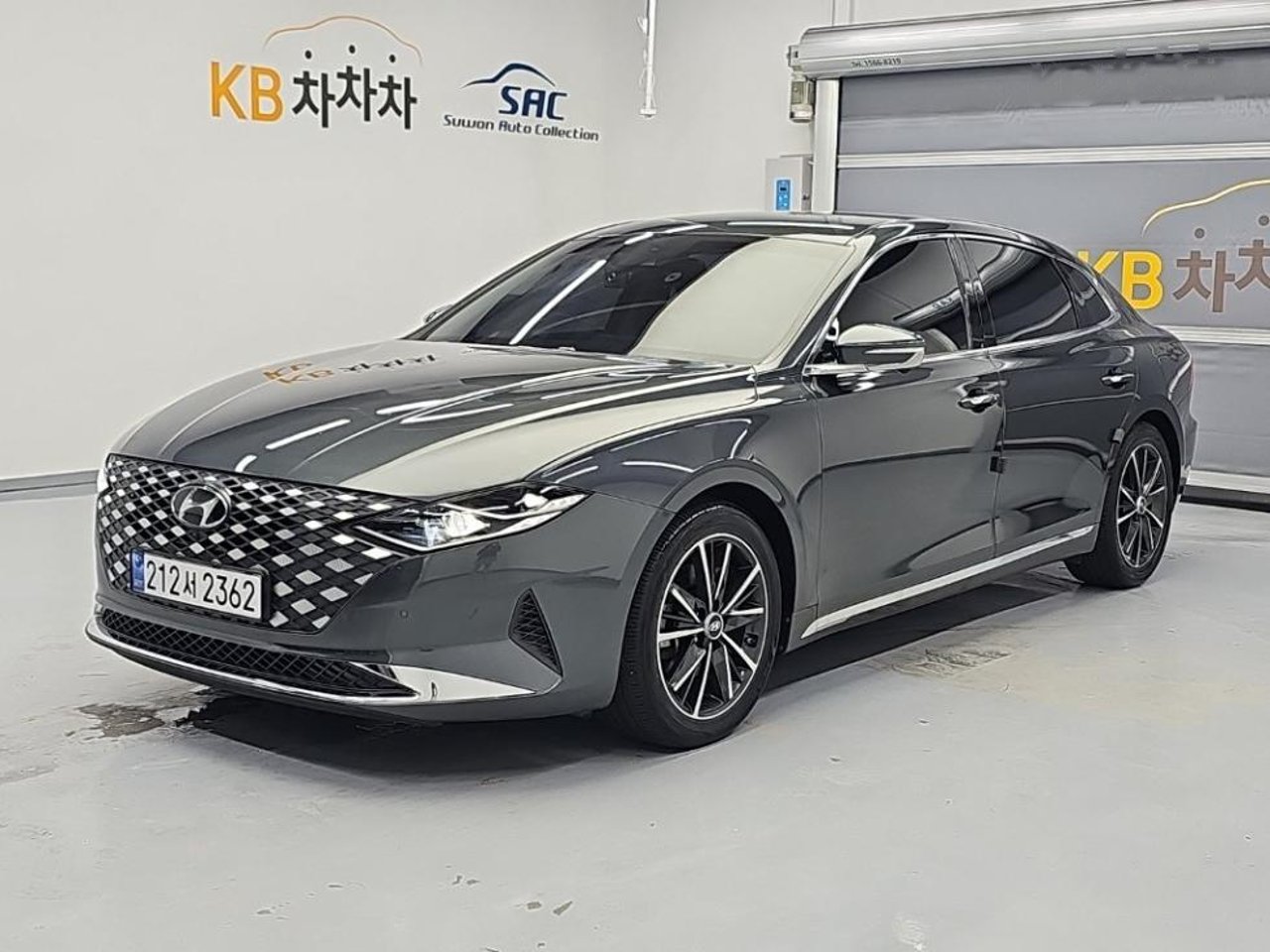 2021 Hyundai Grandeur, photo 1 of 1
