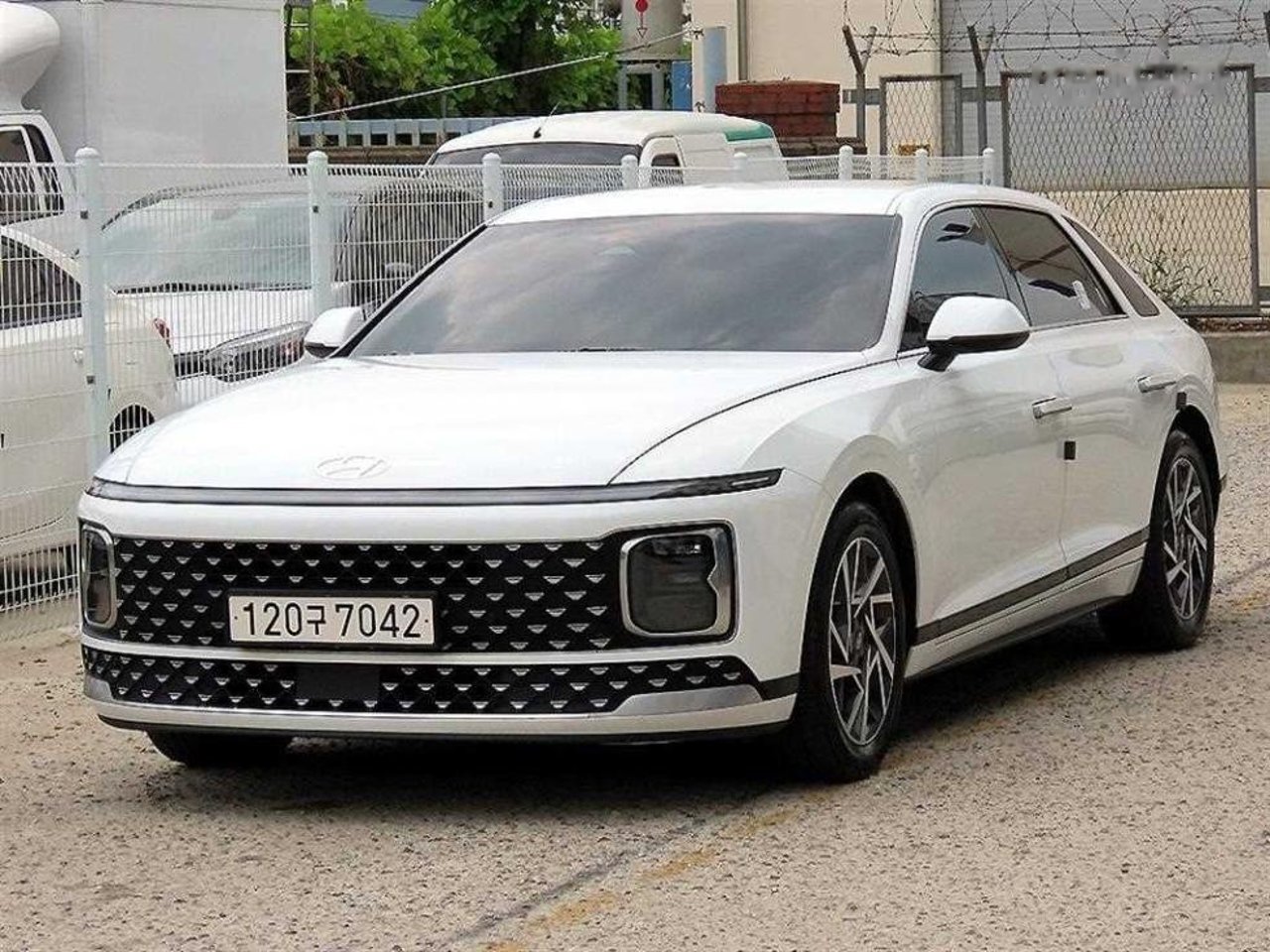 2023 Hyundai Grandeur, photo 1 of 1