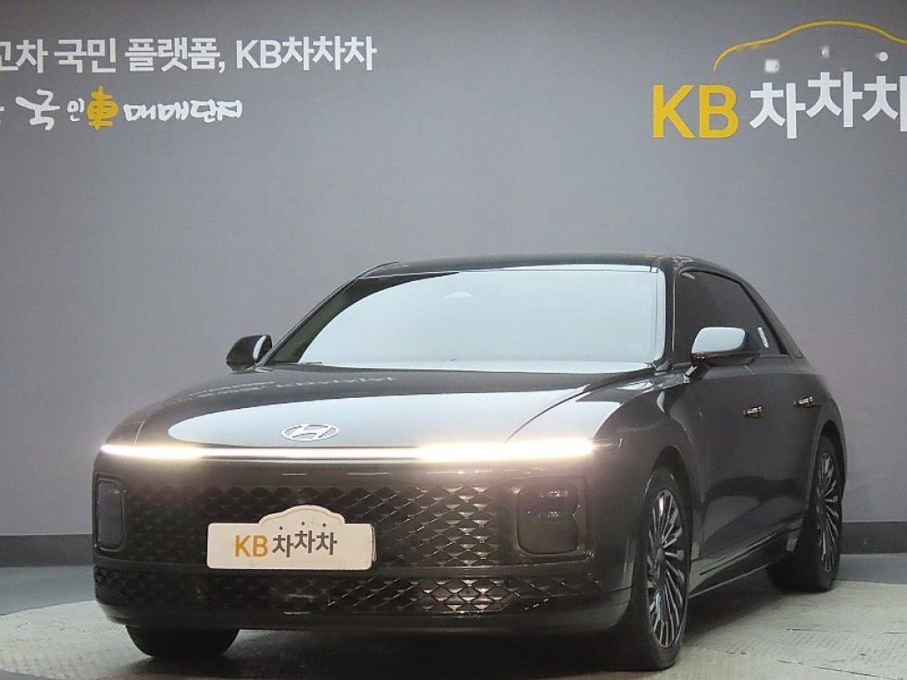 2023 Hyundai Grandeur, photo 1 of 1